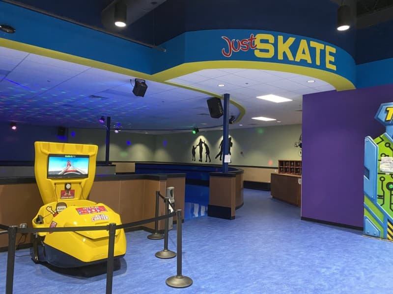 Strike & Spare Family Fun Center photo 2
